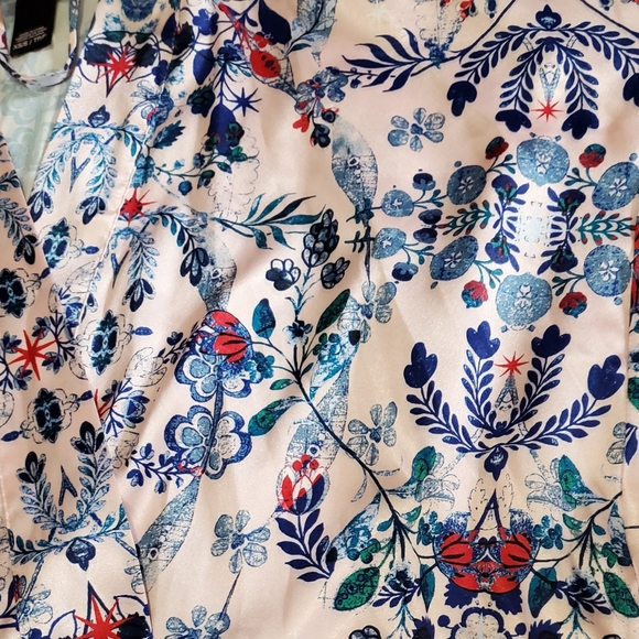 Victoria's Secret Satin Kimono Short Robe White Grounded Floral WDF XS/S - Picture 13 of 13